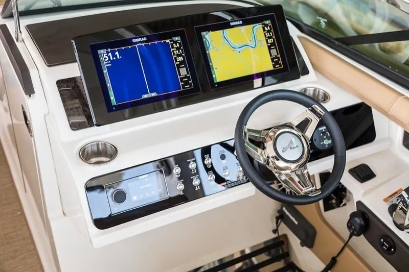 Slide: The Image of Sea Ray SLX 310 Outboard 2026 - 13