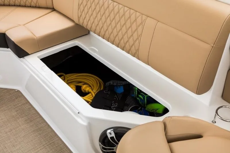 Slide: The Image of Sea Ray SLX 310 Outboard 2026 - 26