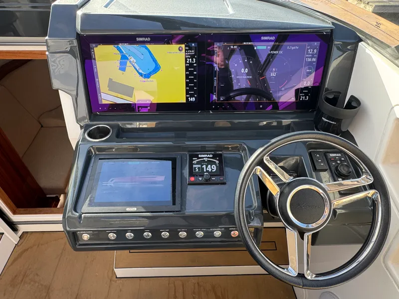 Slide: The Image of X-Yachts POWER 33 2021 - 24