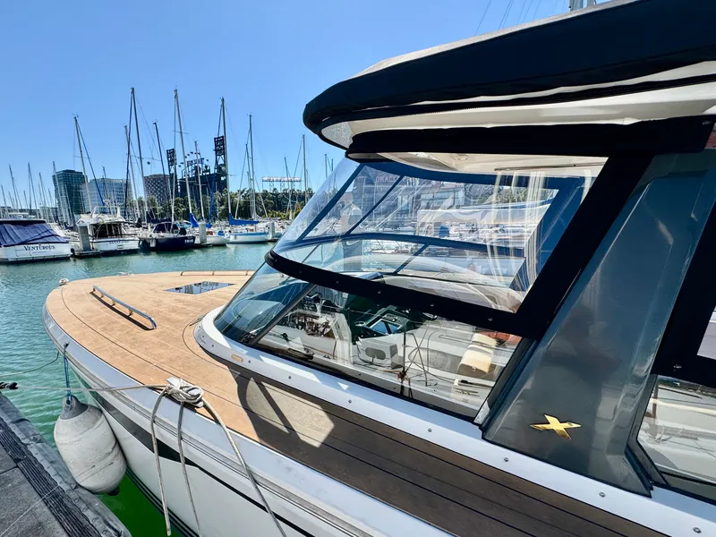 Slide: The Image of X-Yachts POWER 33 2021 - 33