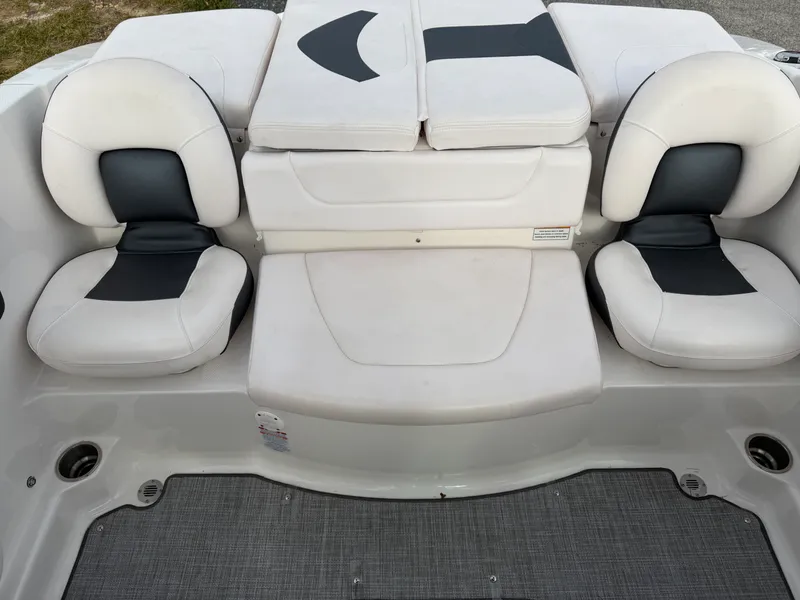 Slide: The Image of Chaparral 19 FISH AND SKI 2019 - 14