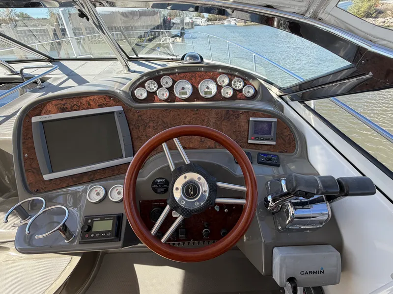 Slide: The Image of Regal 3760 COMMODORE 2010 - 10