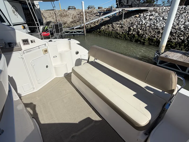 Slide: The Image of Regal 3760 COMMODORE 2010 - 20