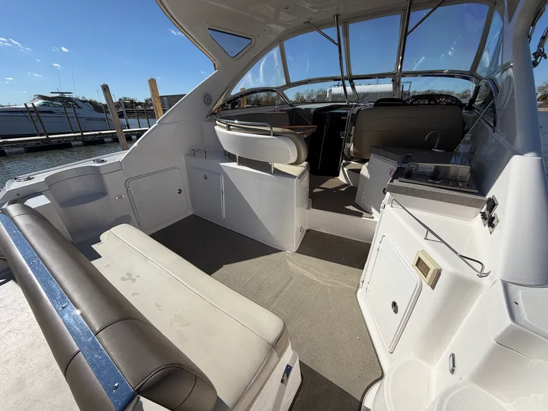 Slide: The Image of Regal 3760 COMMODORE 2010 - 21