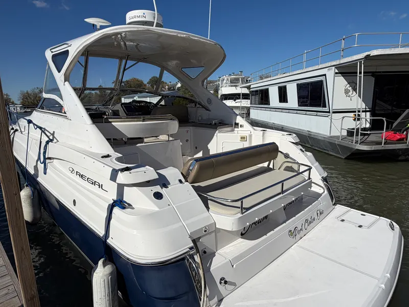 Slide: The Image of Regal 3760 COMMODORE 2010 - 6