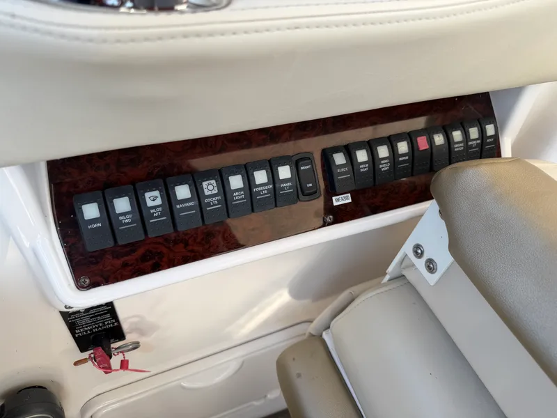 Slide: The Image of Regal 3760 COMMODORE 2010 - 9