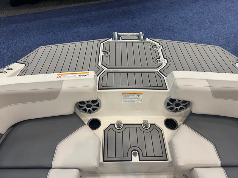 Slide: The Image of Starcraft SVX 211 OB 2026 - 4