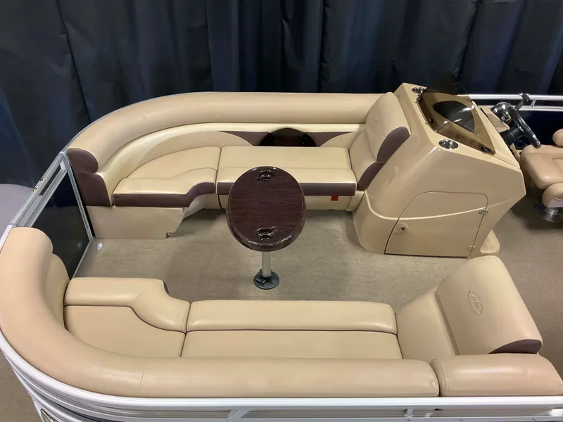 Slide: The Image of Harris Sunliner 220 2014 - 13