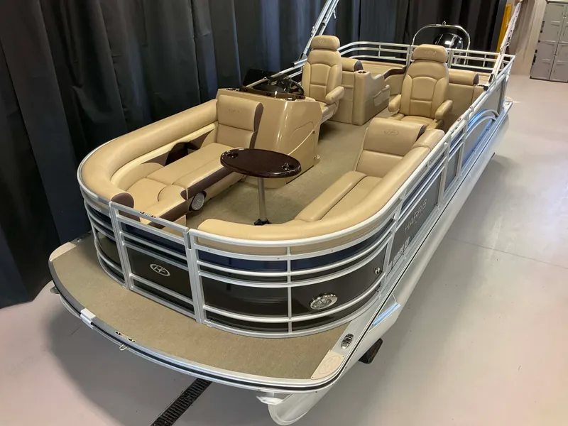 Slide: The Image of Harris Sunliner 220 2014 - 14