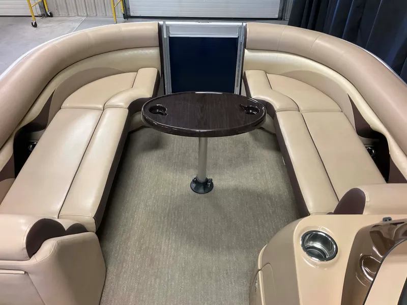 Slide: The Image of Harris Sunliner 220 2014 - 19