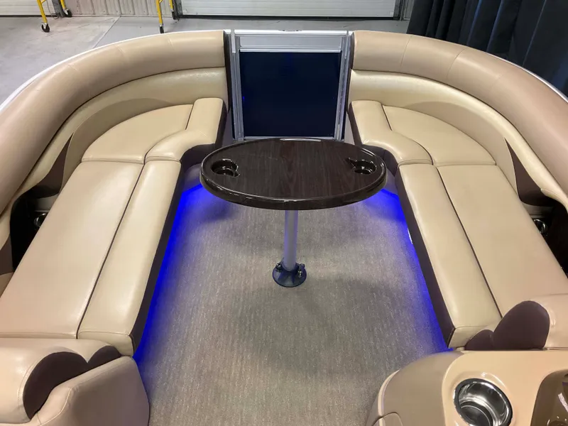 Slide: The Image of Harris Sunliner 220 2014 - 20