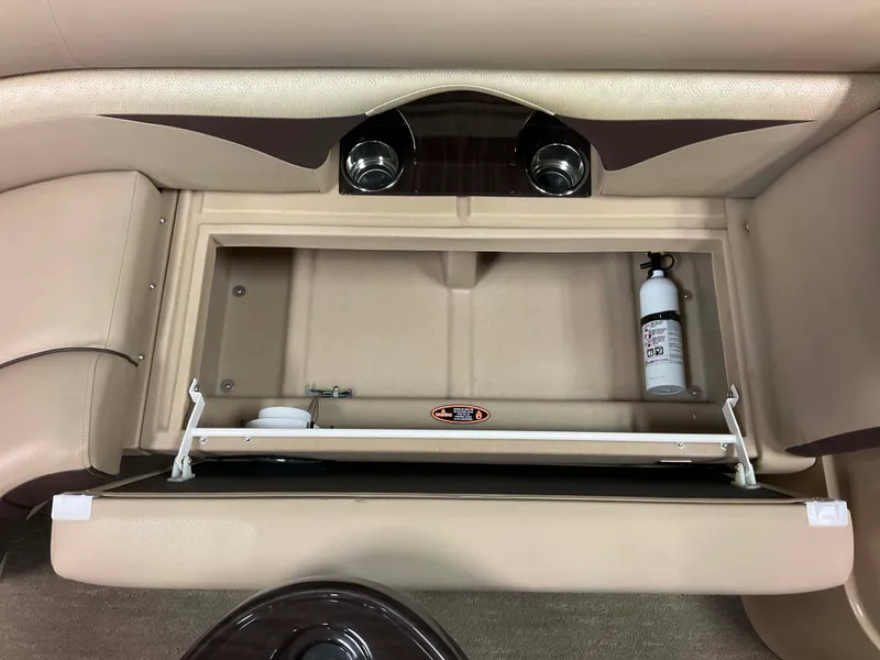 Slide: The Image of Harris Sunliner 220 2014 - 25