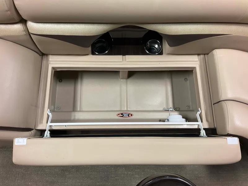 Slide: The Image of Harris Sunliner 220 2014 - 27