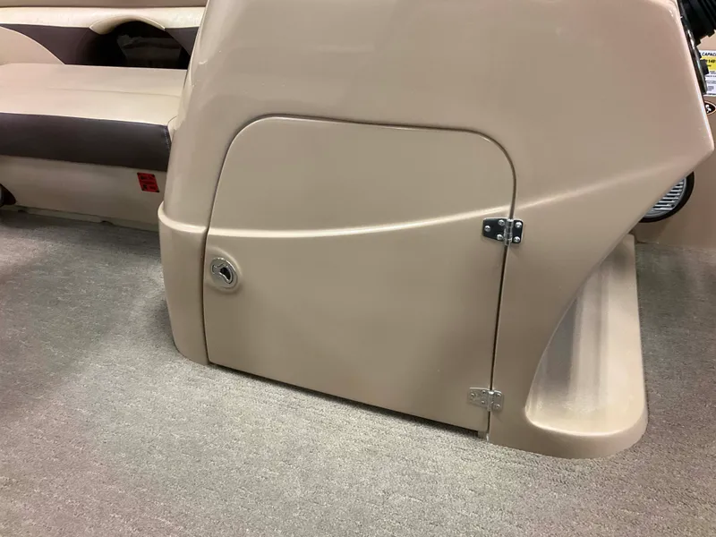 Slide: The Image of Harris Sunliner 220 2014 - 41