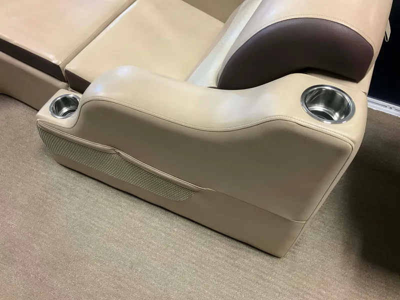 Slide: The Image of Harris Sunliner 220 2014 - 52