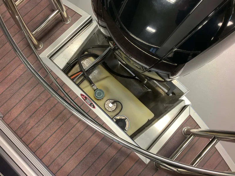 Slide: The Image of Harris Sunliner 220 2014 - 61