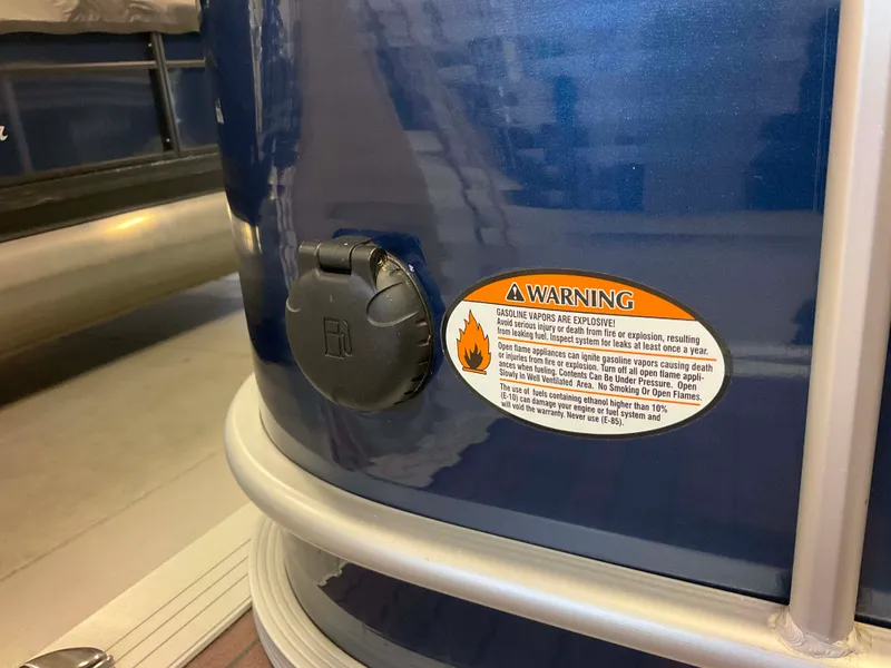 Slide: The Image of Harris Sunliner 220 2014 - 62