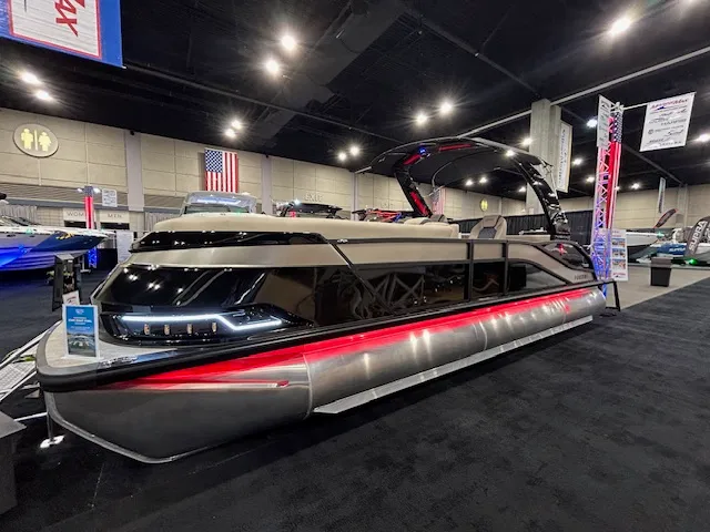 Slide: The Image of Harris Grand Mariner 250 2026 - 59