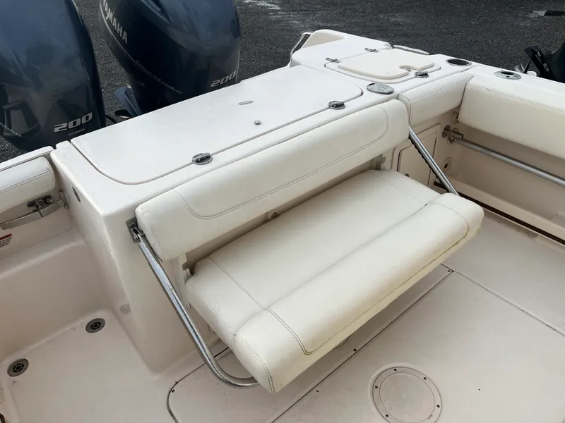 Slide: The Image of Grady-White 257 FISHERMAN 2022 - 11