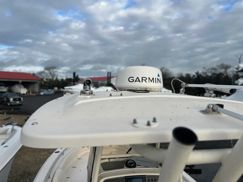 Slide: The Image of Grady-White 257 FISHERMAN 2022 - 12