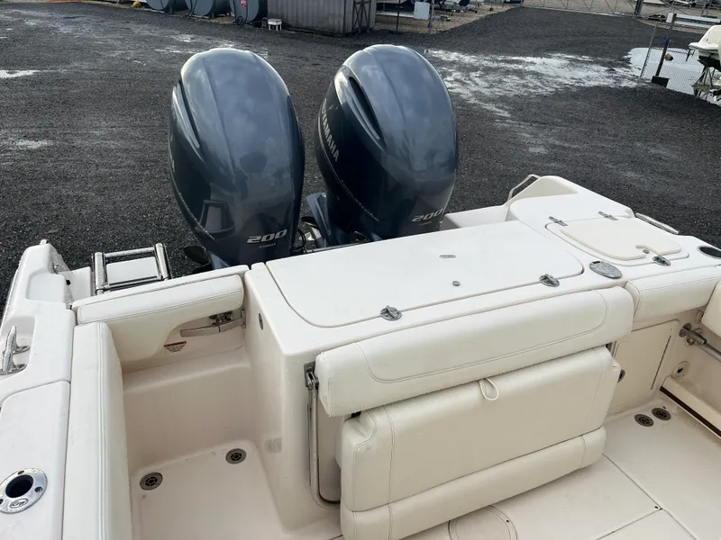 Slide: The Image of Grady-White 257 FISHERMAN 2022 - 13