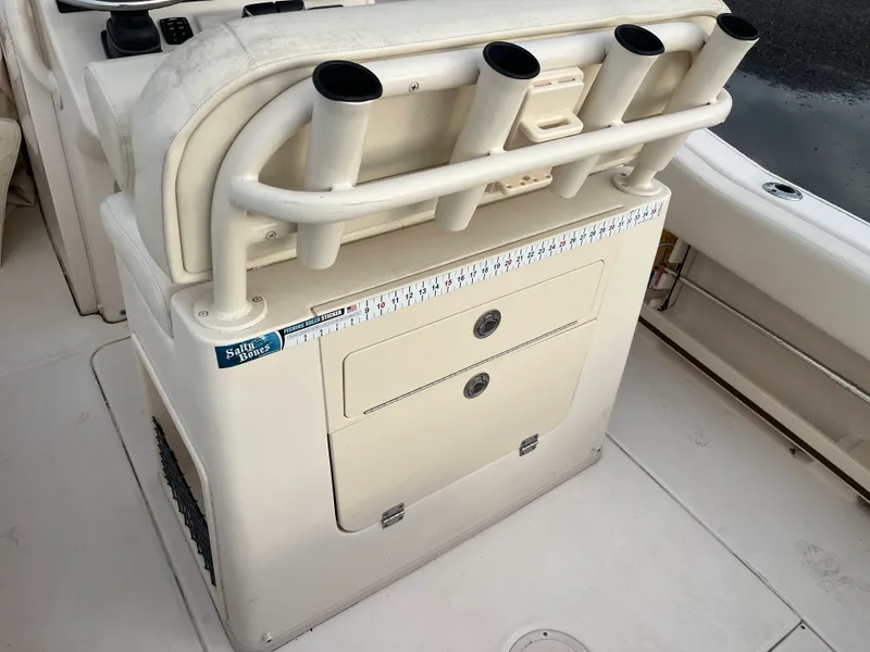 Slide: The Image of Grady-White 257 FISHERMAN 2022 - 9