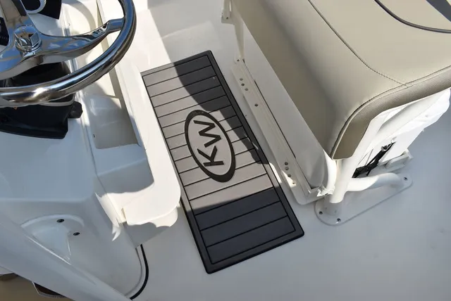 Slide: The Image of Key West Boats 203 FS 2024 - 47