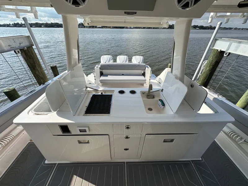 Slide: The Image of Regal 38 SAV 2026 - 20