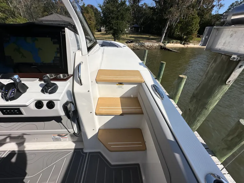 Slide: The Image of Regal 38 SAV 2026 - 23