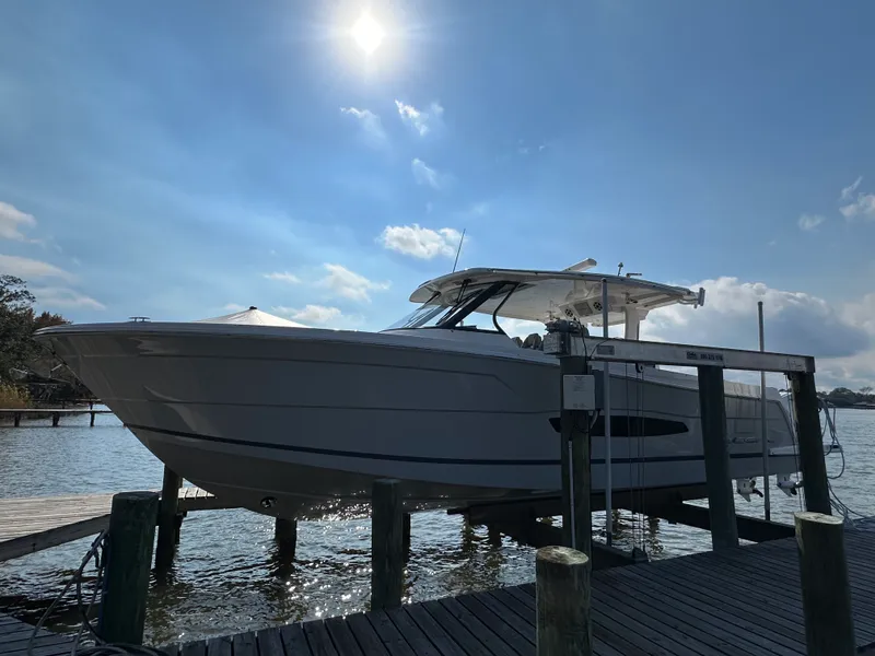 Slide: The Image of Regal 38 SAV 2026 - 5