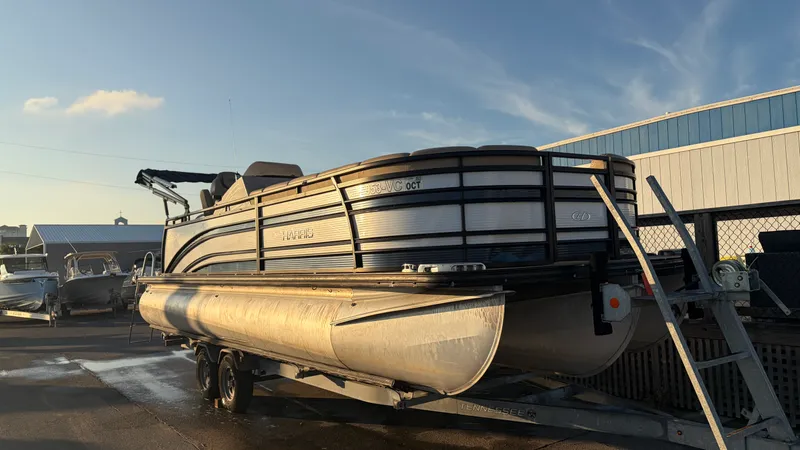 Slide: The Image of Harris SL240 2018 - 1