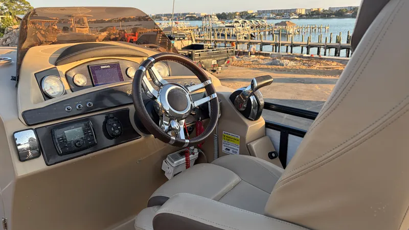 Slide: The Image of Harris SL240 2018 - 19