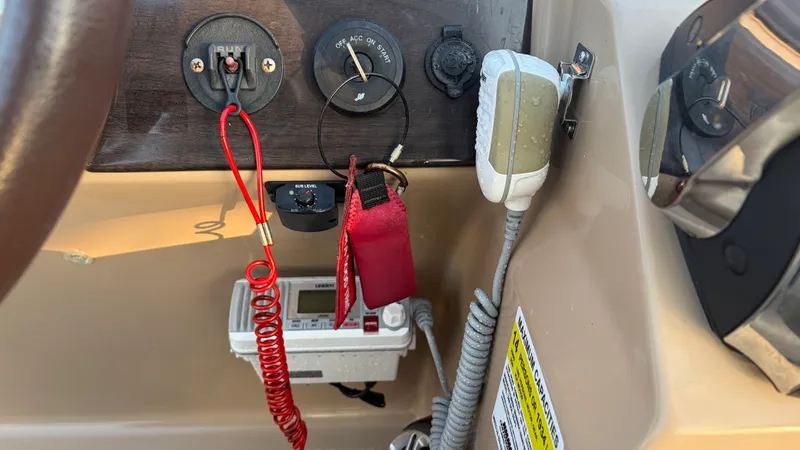 Slide: The Image of Harris SL240 2018 - 25