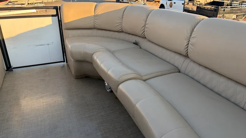 Slide: The Image of Harris SL240 2018 - 28