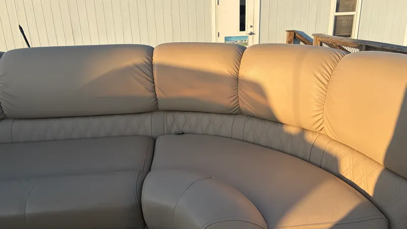 Slide: The Image of Harris SL240 2018 - 29