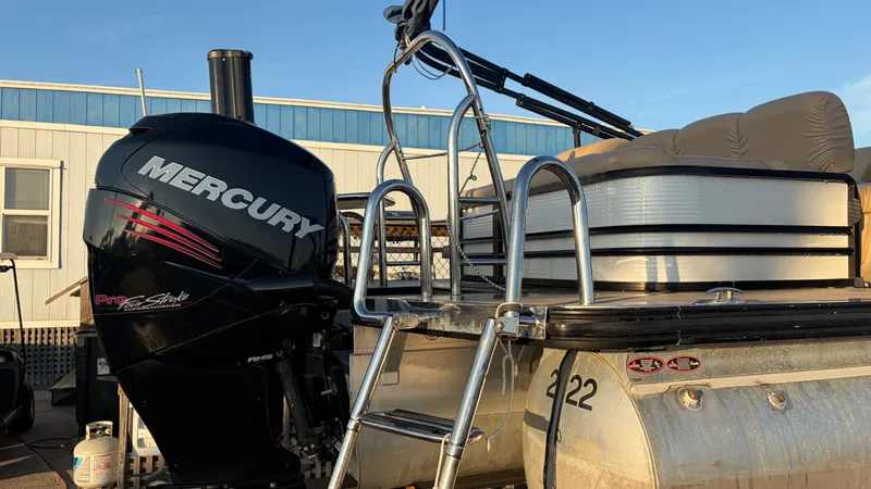 Slide: The Image of Harris SL240 2018 - 6