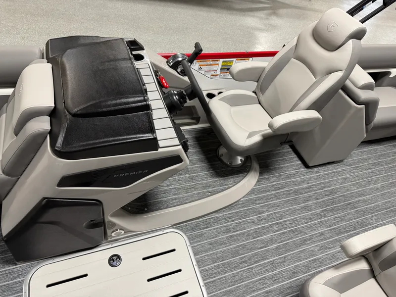 Slide: The Image of Premier 230 SUNSATION 2026 - 32