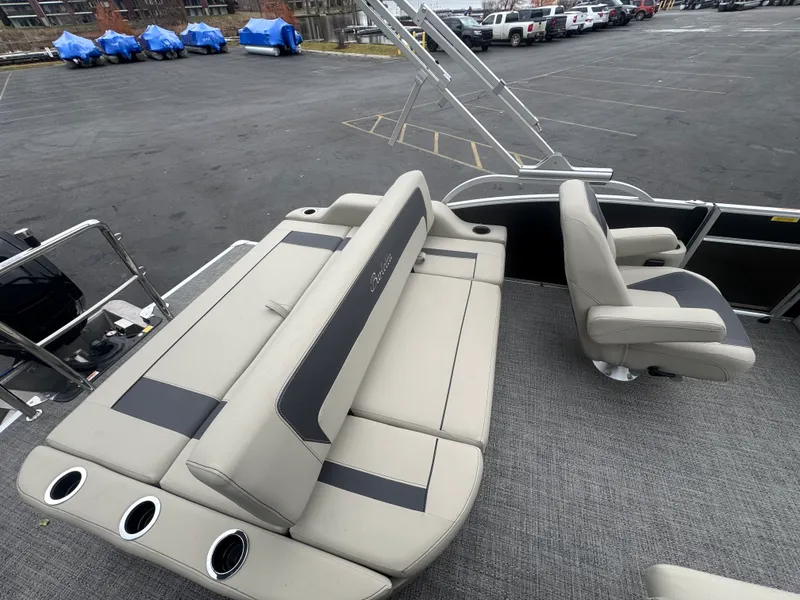 Slide: The Image of Barletta ARIA 20UC 2024 - 11