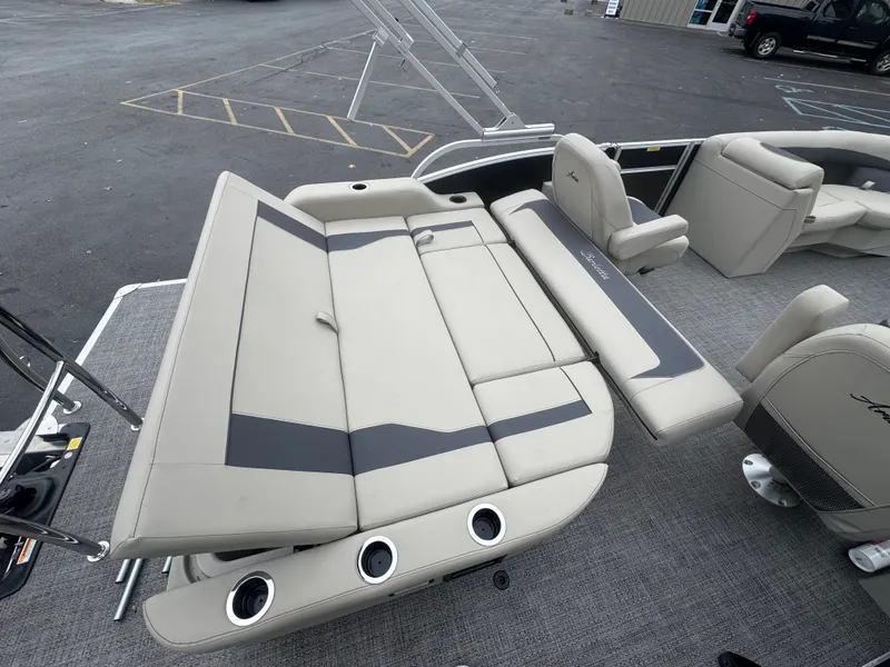 Slide: The Image of Barletta ARIA 20UC 2024 - 9