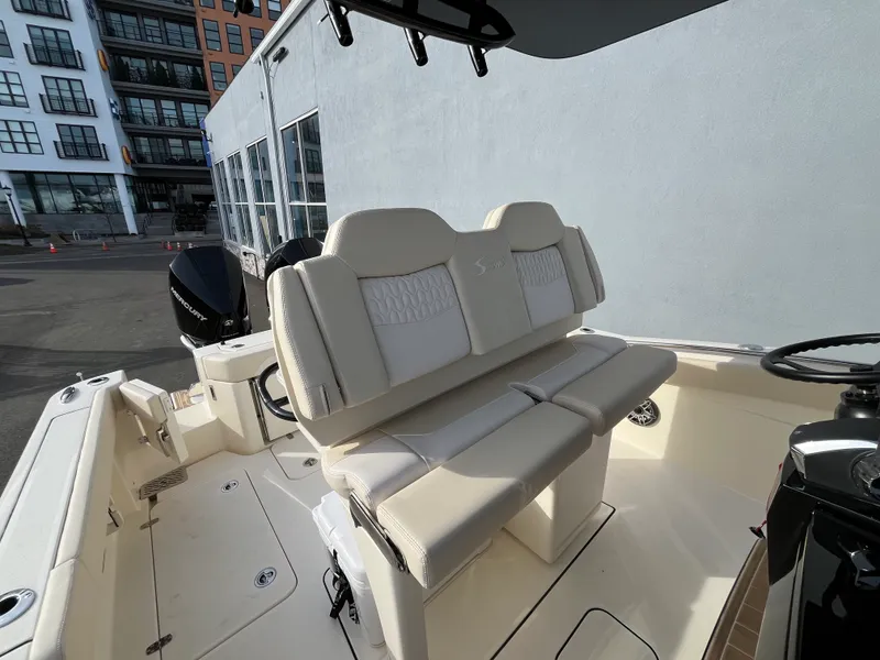 Slide: The Image of Scout 288 LXF 2026 - 10