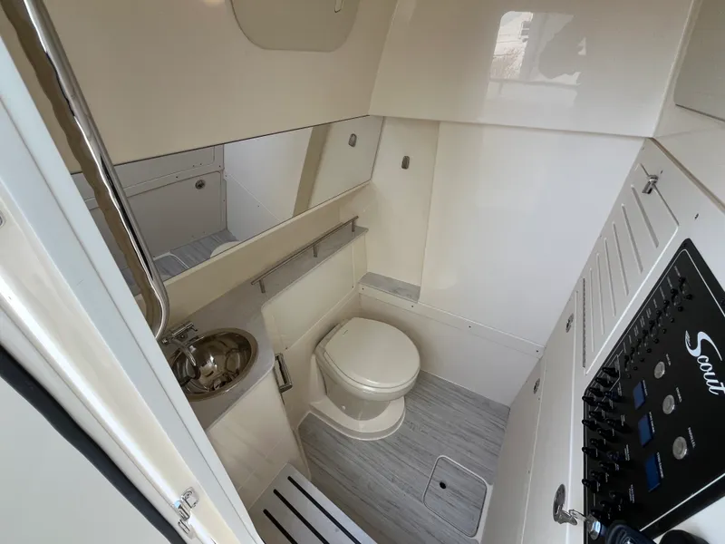 Slide: The Image of Scout 288 LXF 2026 - 18