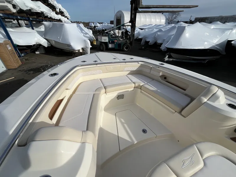 Slide: The Image of Scout 288 LXF 2026 - 20