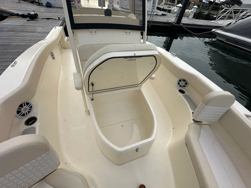 Slide: The Image of Scout 215 XSF 2026 - 26