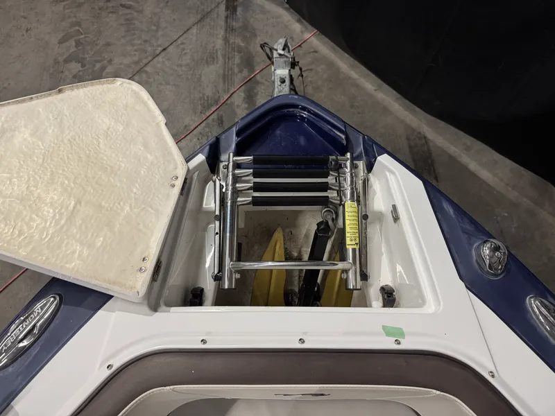 Slide: The Image of Monterey 258SS 2018 - 47