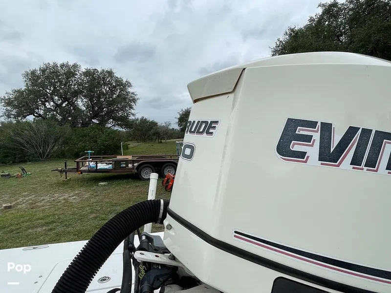 Slide: The Image of Majek Illusion 226 2012 - 13498907