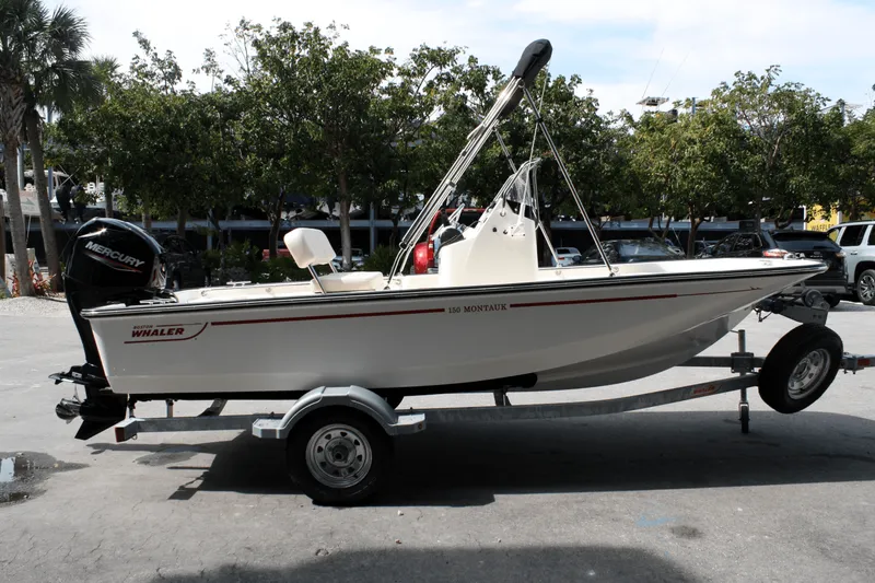 Slide: The Image of Boston Whaler 150 Montauk 2025 - 5
