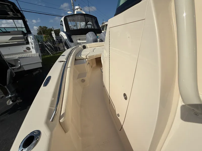 Slide: The Image of Grady-White 281 CE 2026 - 9