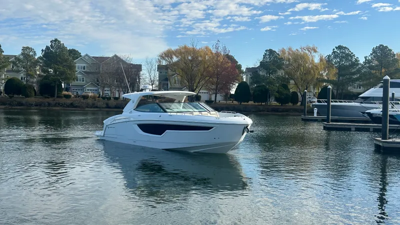 The Image of Cruisers Yachts 38 GLS Outboard 2025 - 0