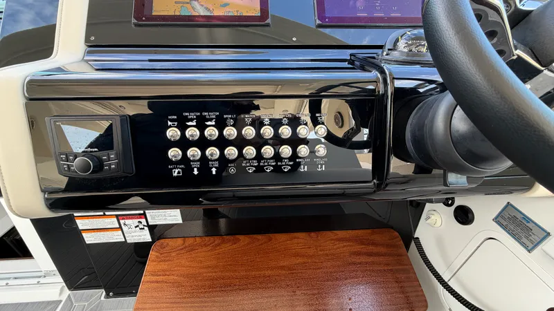 Slide: The Image of Cruisers Yachts 38 GLS Outboard 2025 - 30