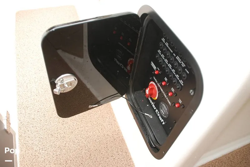 Slide: The Image of Mastercraft X22 Saltwater Edition 2022 - 13597246